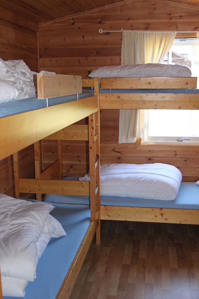 Mikkelparken Ferietun Hotel Kinsarvik Luaran gambar